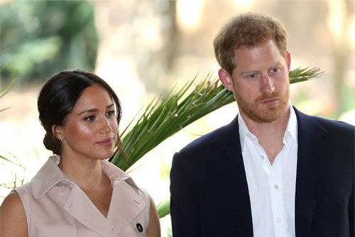 Vợ chồng Hoàng tử Harry căng thẳng vì Meghan Markle kiên quyết đến Mỹ sống gần mẹ đẻ