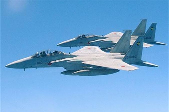 Nhật Bản nâng cấp tiêm kích F-15J 'vượt xa Su-35SK' Trung Quốc