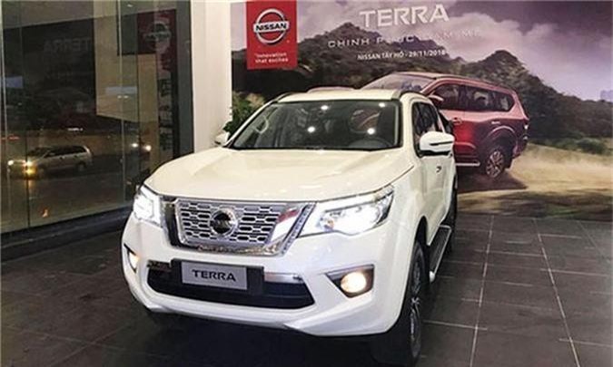Nissan Terra giảm 200 triệu tại Việt Nam, cạnh tranh Toyota Fortuner