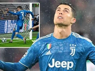 Ramsey xin lỗi và giải thích vì sao 'cướp' bàn thắng của Ronaldo