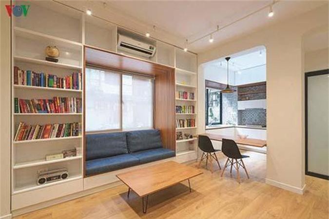 Căn chung cư cũ có thiết kế điển hình của thời bao cấp biến thành không gian sống cực kì hiện đại sau cải tạo