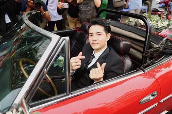 Choáng với dàn xe 'khủng' trong lễ ăn hỏi Đông Nhi - Ông Cao Thắng