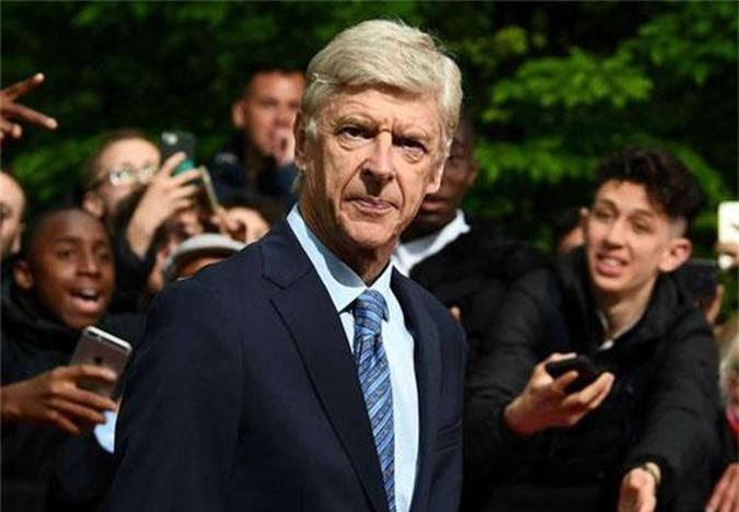 'Giáo sư' Wenger bị Bayern Munich từ chối