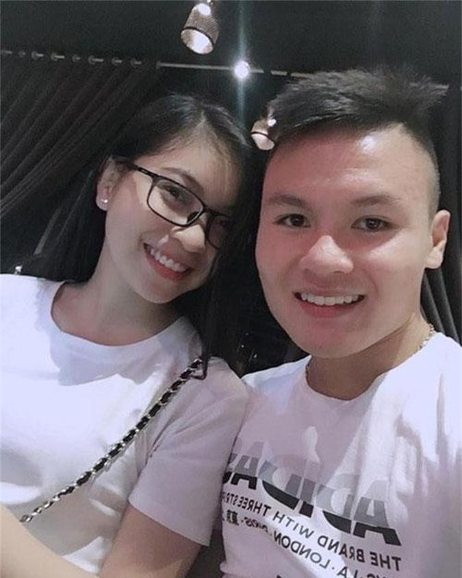 Nhật Lê chính thức xác nhận đã chia tay Quang Hải chỉ bằng một động thái này