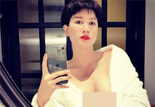 Soi cuộc sống trong 5 năm rời showbiz của Trang Trần