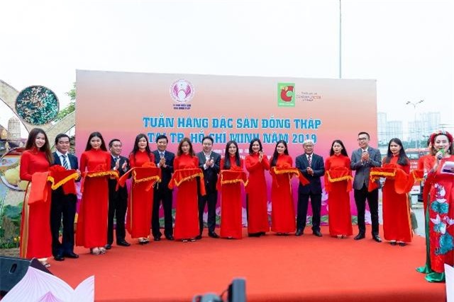 Khai mạc Tuần hàng Đặc sản Đồng Tháp tại Tp. Hồ Chí Minh