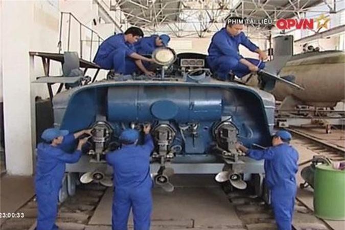 Hải quân Việt Nam tự chế tạo tàu ngầm mini, lấp điểm yếu của Kilo?