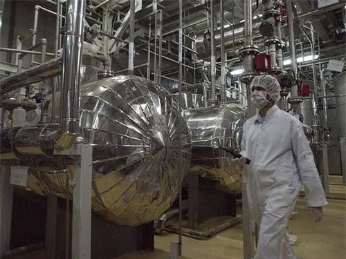 Iran xác nhận làm giàu urani đến 5%