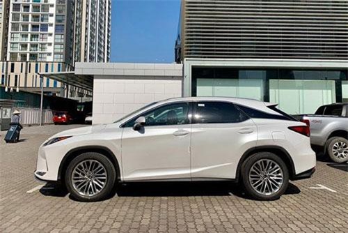 Ngắm Lexus RX 350 2020 chính hãng đầu tiên ở Việt Nam