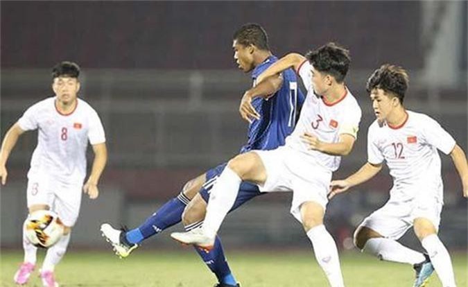 HLV U19 Việt Nam: 'Đừng chỉ nhìn 15 phút cuối để đánh giá chúng tôi'