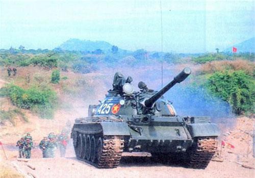 Việt Nam biến tăng T-55 thành xe chiến đấu, xe công binh... tại sao không?