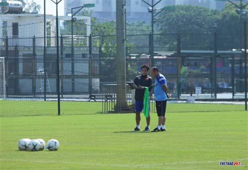 'Cánh tay phải' của HLV Park Hang-seo đã được gia hạn hợp đồng