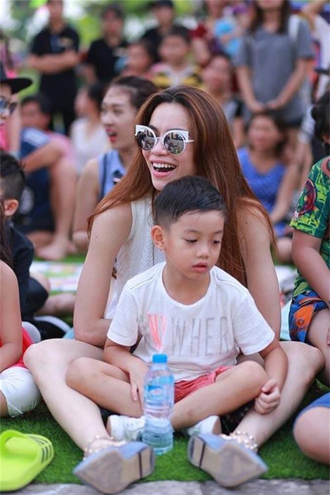 Hồ Ngọc Hà không sợ hết thời, khẳng định 'đừng ai đụng tới Subeo'