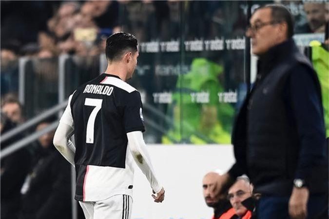 SỐC: Ronaldo có thể bị cấm thi đấu 2 năm vì bỏ trận gặp Milan