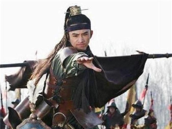 Thủy hử: Nhân vật đánh bại nhiều mãnh tướng Lương Sơn nhất