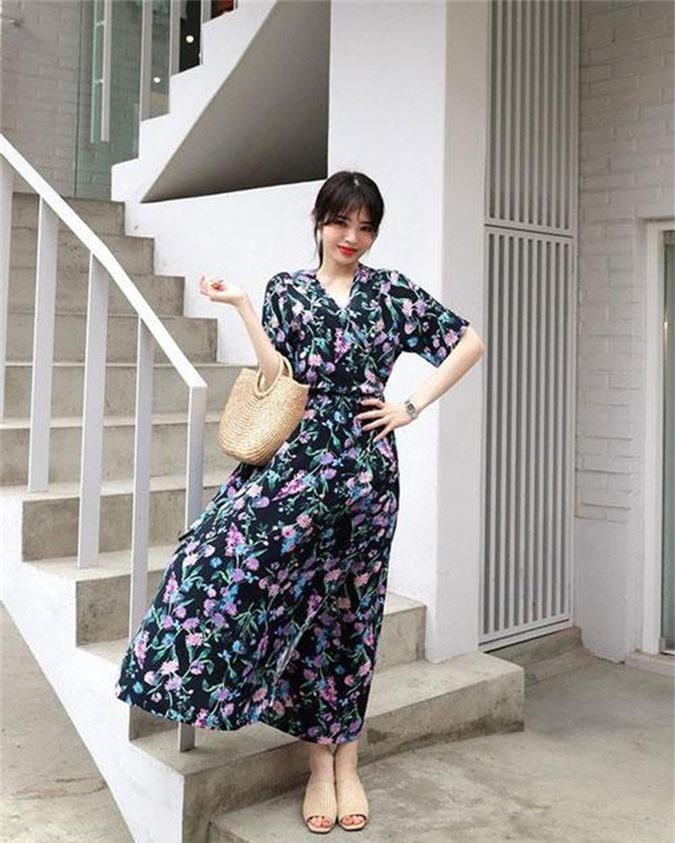 4 mẫu váy liền xinh xắn không thể thiếu trong tủ đồ của các cô nàng sành điệu