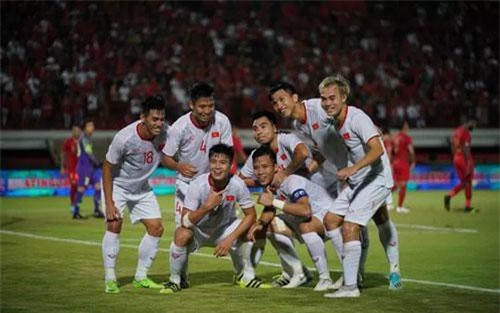 CHÍNH THỨC: ĐT Việt Nam chốt danh sách 23 cầu thủ cho trận gặp ĐT UAE