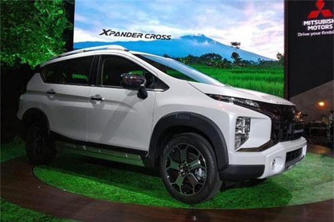 Mitsubishi Xpander Cross ra mắt: Hầm hố, giá hơn 430 triệu đồng