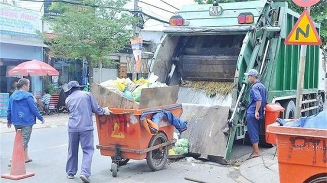 TP.HCM: Hoàn tất việc chuyển đổi phương tiện thu gom rác dân lập đến năm 2025