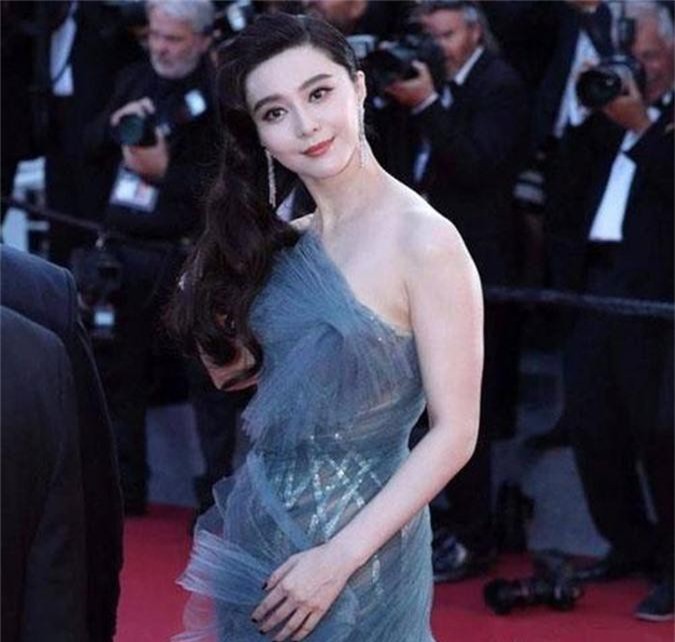 5 bài tập đơn giản giúp bắp tay to, ngấn mỡ từng tảng cũng nuột nà, thon gọn