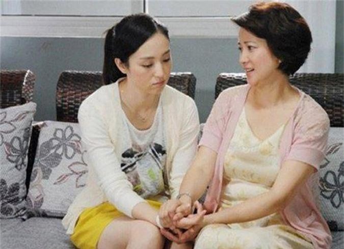 Con dâu ngoại tình đến có con, nhà chồng vẫn gắng sức che đậy vì một bí mật