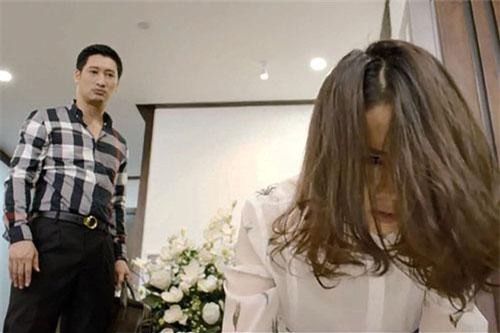 Diễn viên Ngọc Quỳnh 'Hoa hồng trên ngực trái' từng nhận tin nhắn sốc của khán giả nữ