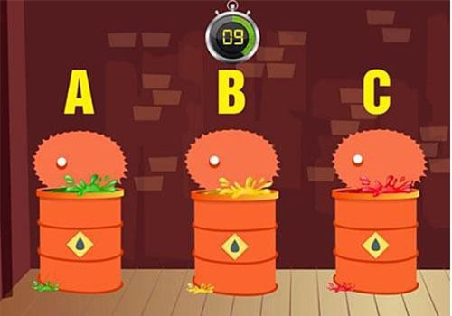 Nên chọn thùng nào để thoát khỏi tay bác sĩ điên?