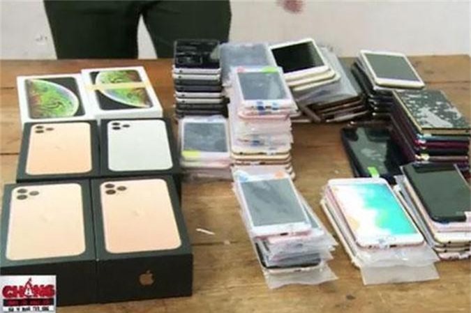 Quảng Ninh: Bắt giữ gần 100 điện thoại iPhone nhập lậu