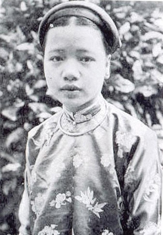 Tiết lộ về mối tình hận của vua Duy Tân