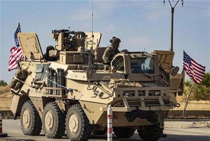 Xe bọc thép lạ Mỹ dùng để canh mỏ dầu Syria có gì đặc biệt?