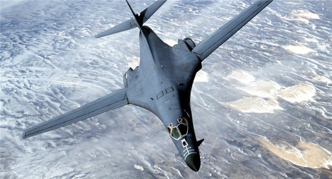 Mỹ điều máy bay ném bom siêu thanh B-1B đến bán đảo Triều Tiên