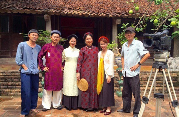 Đạo diễn Phạm Đông Hồng "trải lòng" làm hài Tết "Trở lại"