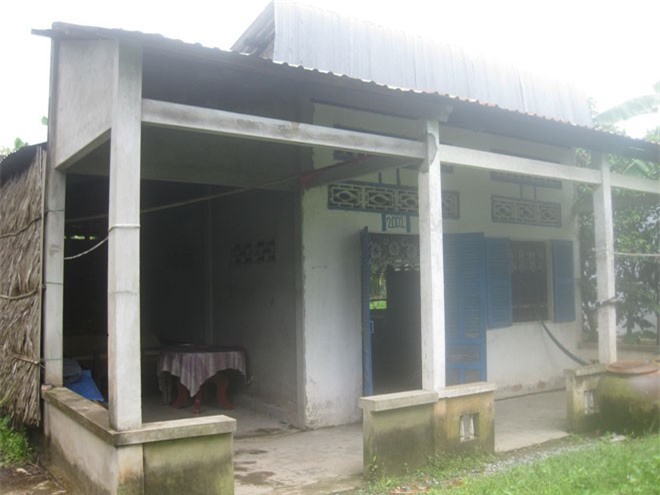 Cụ ông U60 “dụ” con nít ăn bánh mì rồi… hiếp dâm, bà ngoại ngất xỉu