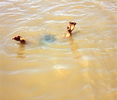 Bàng hoàng học sinh lớp 2 đuối nước thương tâm ở đập nước