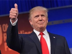Bầu cử Tổng thống Mỹ: Chỉ thắng 1/3 điểm bỏ phiếu, ông Trump vẫn dẫn trước bà Clinton