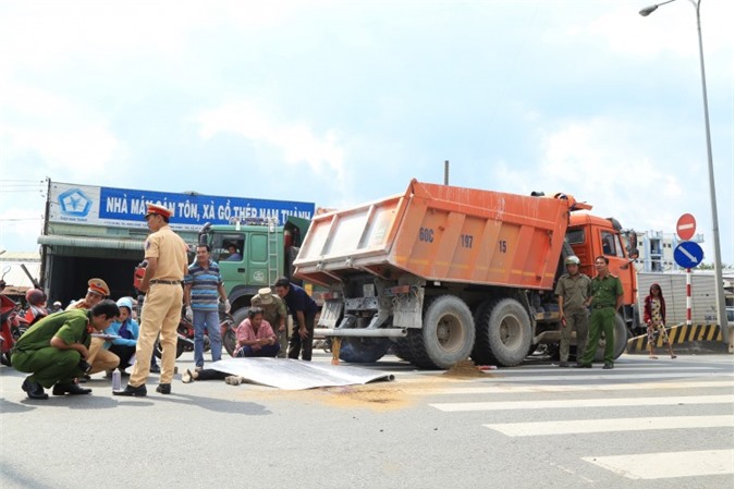"Hung thần" xe ben tông chết nam thanh niên giữa giao lộ