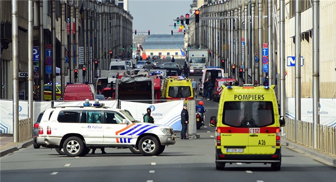 Bị khủng bố, nhiều nước châu Âu lên phương án đề phòng