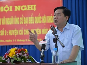 Bí thư Thăng bức xúc vì người dân sống cạnh bãi rác