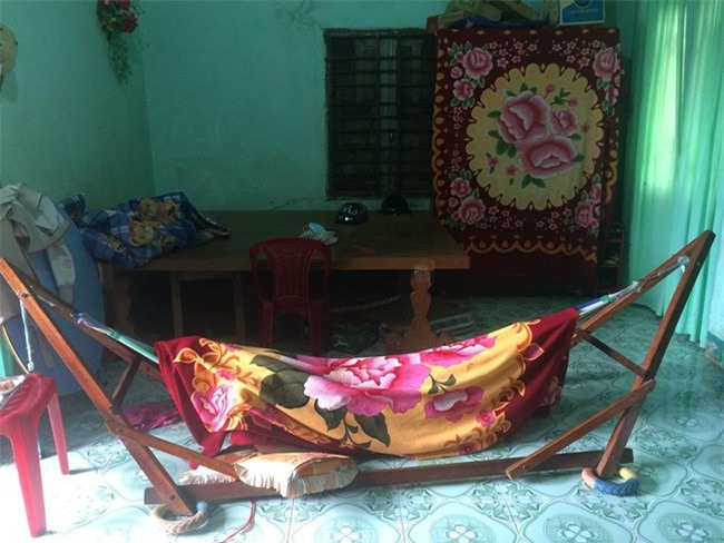 Bình Thuận: Mẹ gào khóc thấy con gái tử vong trên võng