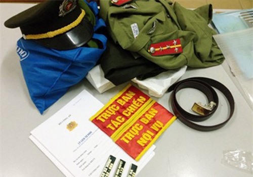 Cảnh sát hình sự "rởm" chiếm đoạt hơn nửa tỷ đồng