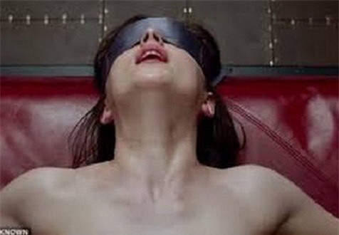 Chấn động: Cô gái tố cáo 137 kẻ cưỡng hiếp mình