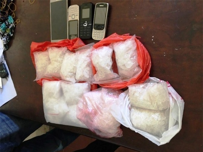 Chị em ruột đồng phạm vận chuyển 1,4 kg ma túy đá