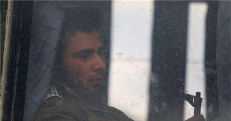 Chiến dịch biên giới kết thúc, 40 xe buýt chở phiến quân Syria rời Arsal