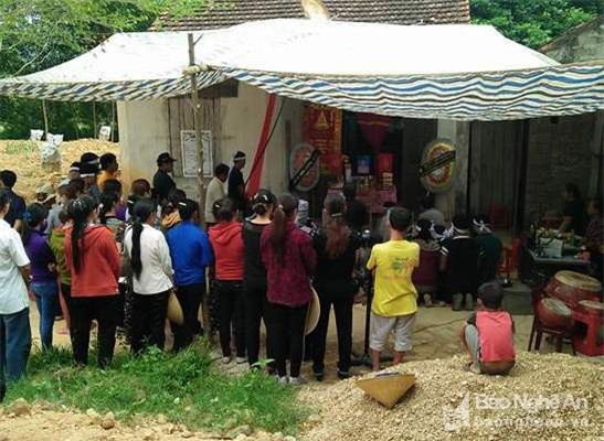 Cô giáo mầm non bị chém tử vong: Mẹ già đau đớn khóc thương