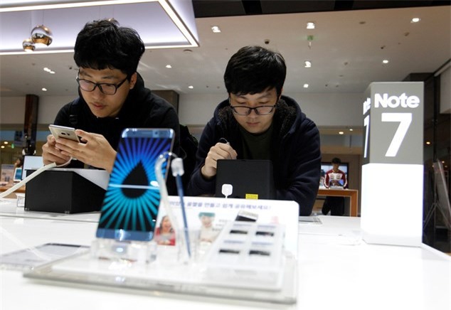 Cổ phiếu Samsung tuột dốc sau quyết định ngừng bán Note 7
