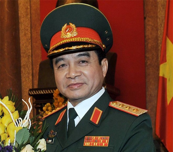 'Con trai tôi sẵn sàng trở thành phi công quân sự'