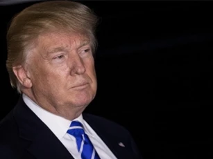 Ông Trump bị tố nhận 1,3 triệu USD vi phạm luật vận động tranh cử