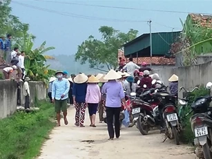 Em chồng chém chết chị dâu: Xót xa 3 con thơ mồ côi cha mẹ