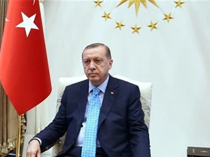 Erdogan thông qua dự luật triển khai quân đội đến Qatar
