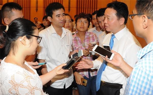 Formosa chôn 100 tấn chất thải: Bộ trưởng Hà ra thông điệp cứng rắn